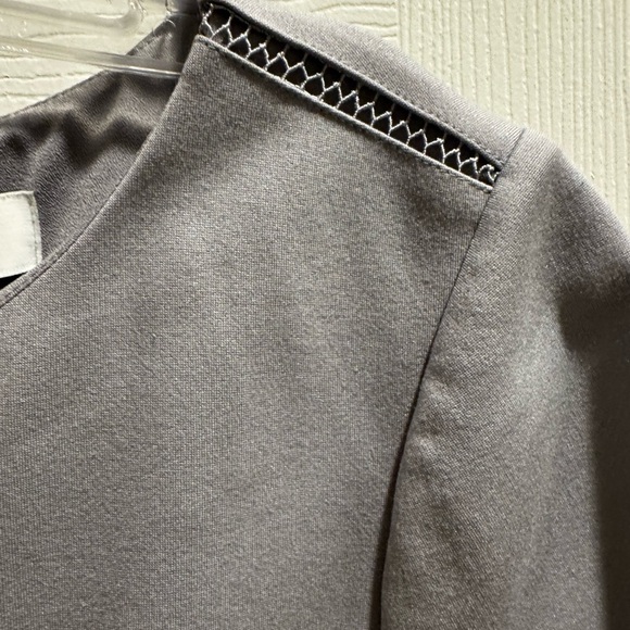 Reiss Tianna Chromatic Dress Short Sleeve Dress with Woven Stitching  Design - Picture 7 of 12